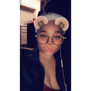 Meet your Posher, Evelyn